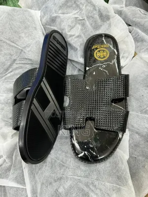 Cleon Leather Sandals