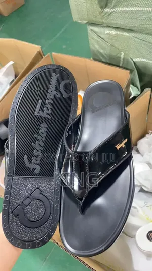 Hero Leather Sandals Black