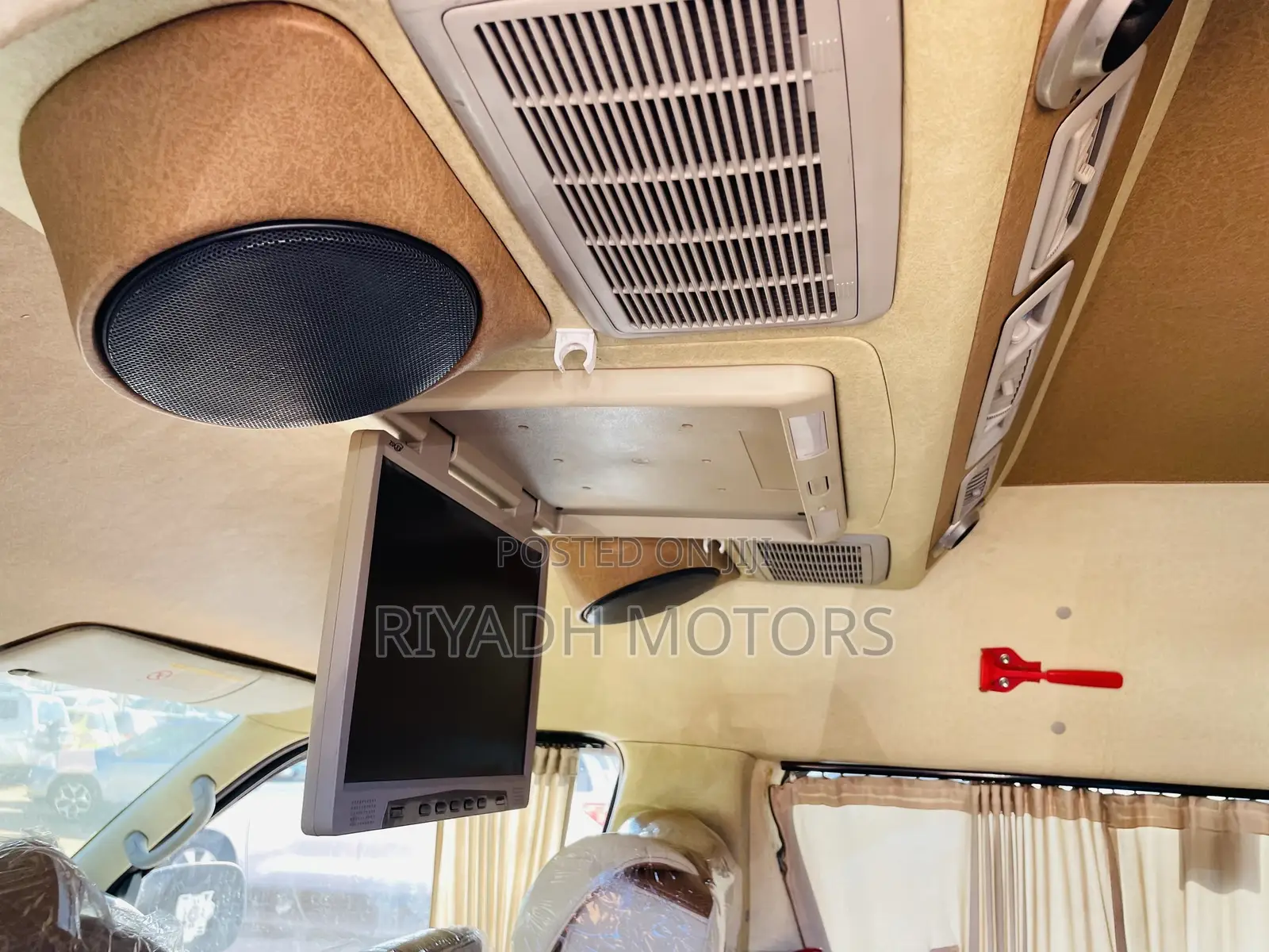 Toyota Grand HiAce 2019 Silver