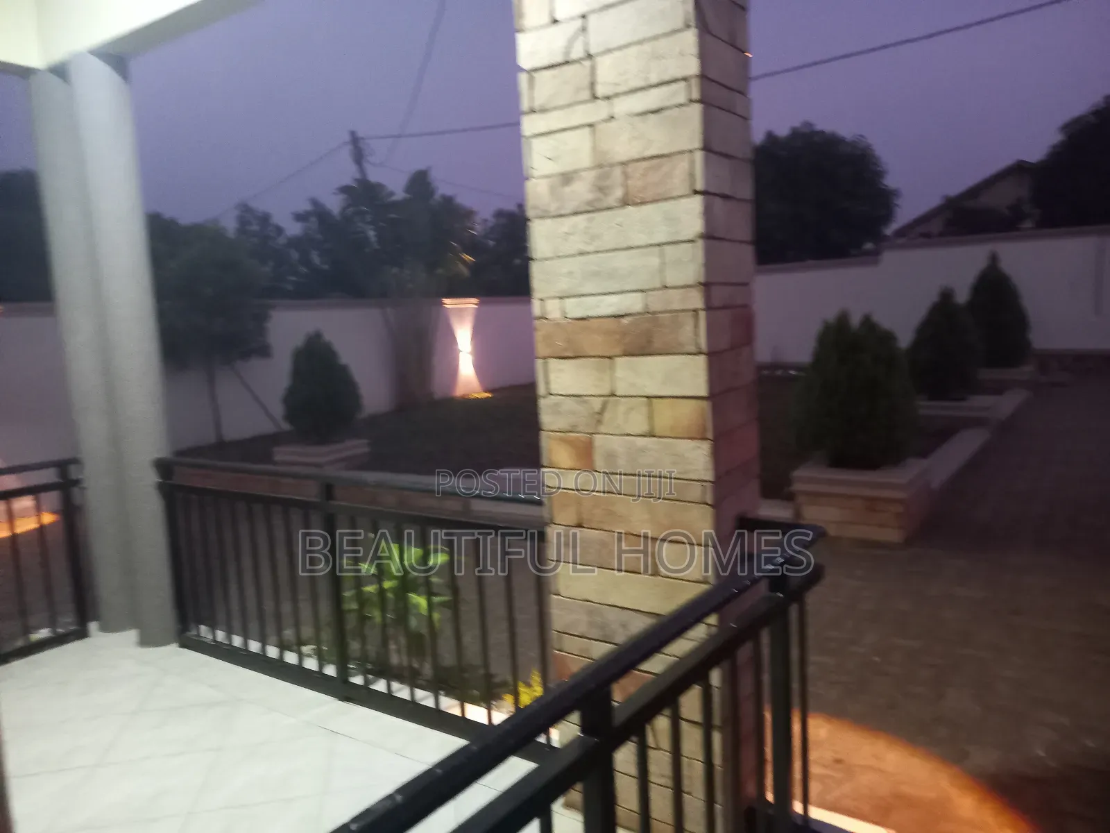 Furnished 4bdrm House in Kira for sale
