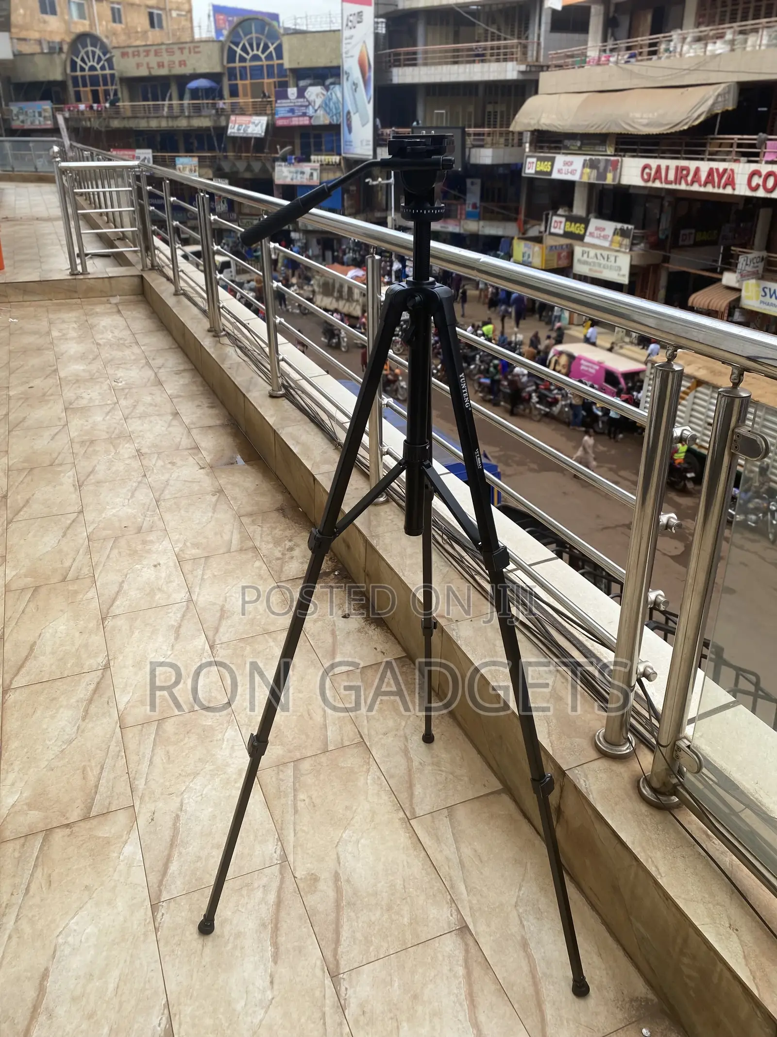 Yunteng Camera Tripod