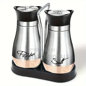 2 Pieces Salt and Pepper Shakers