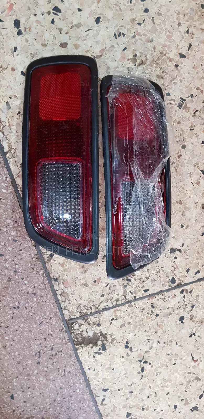 Rear Bumper Light/ Reflector for Landcruiser FJ 120 Ronaldo