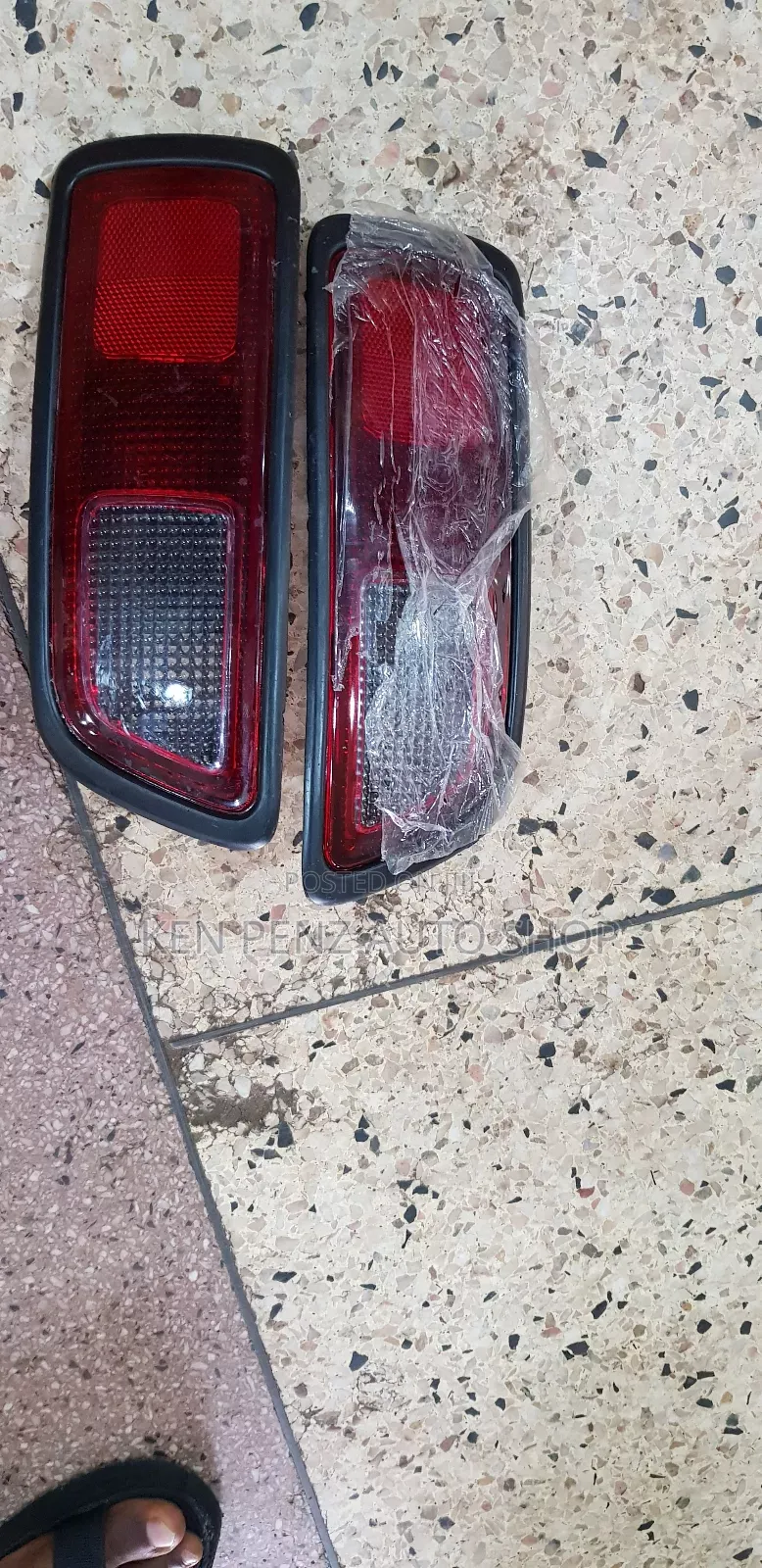 Rear Bumper Light/ Reflector for Landcruiser FJ 120 Ronaldo
