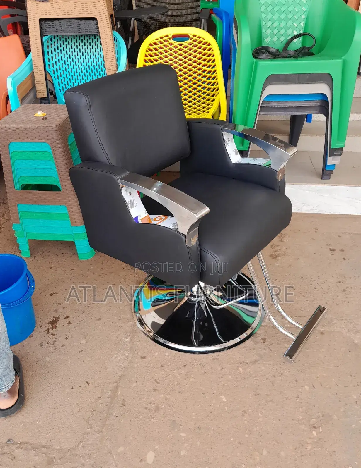 Black Styling Barber Chair
