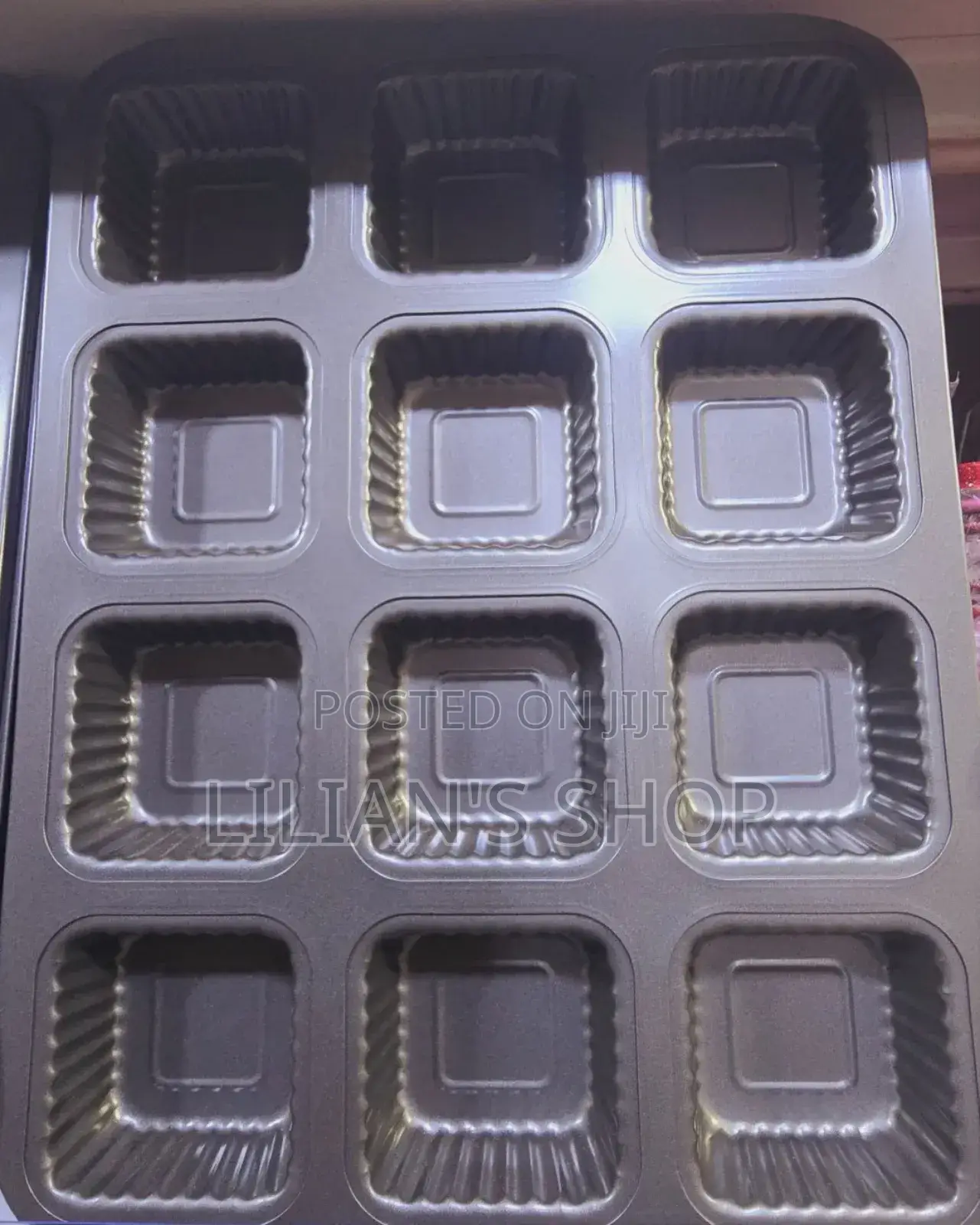 12 Hole Square Shaped Muffin Cake
