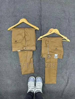 Gentle Beltless Trousers