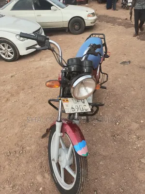 Bajaj CT 110X 2022 Red