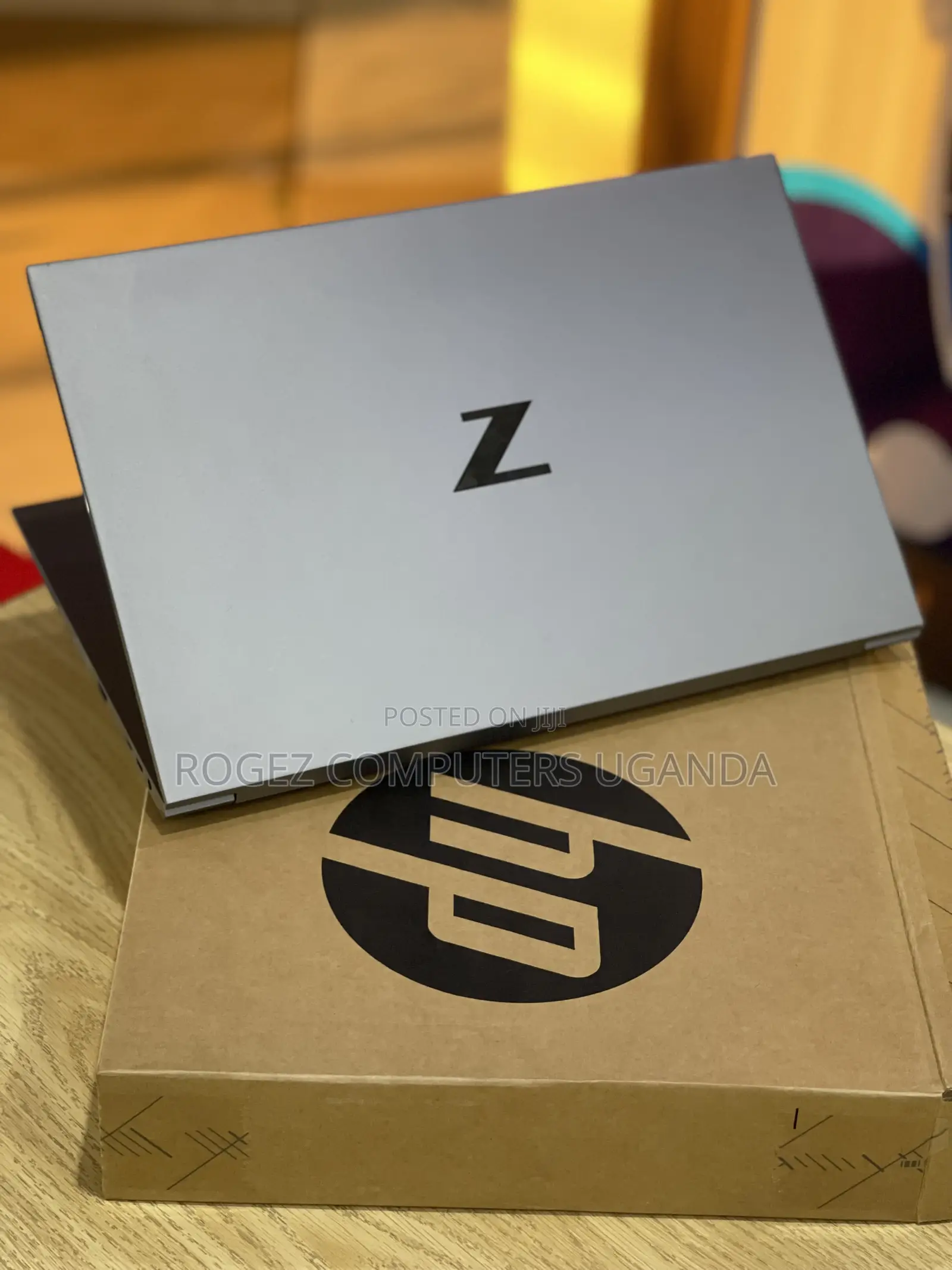 New Laptop HP ZBook Firefly G8 32GB Intel Core i9 SSD 1T