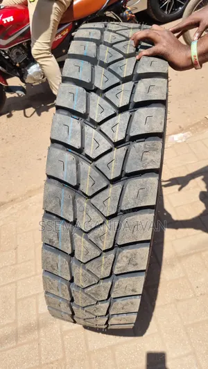 295/80r22.5 Mudgrip Tyres