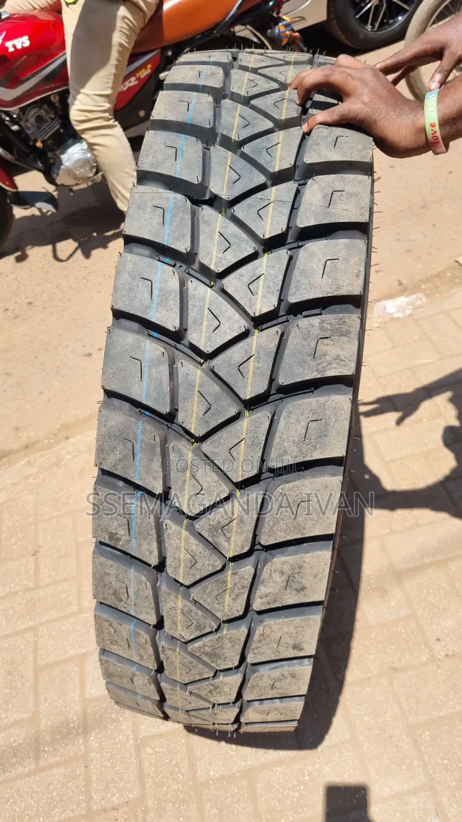 295/80r22.5 Mudgrip Tyres