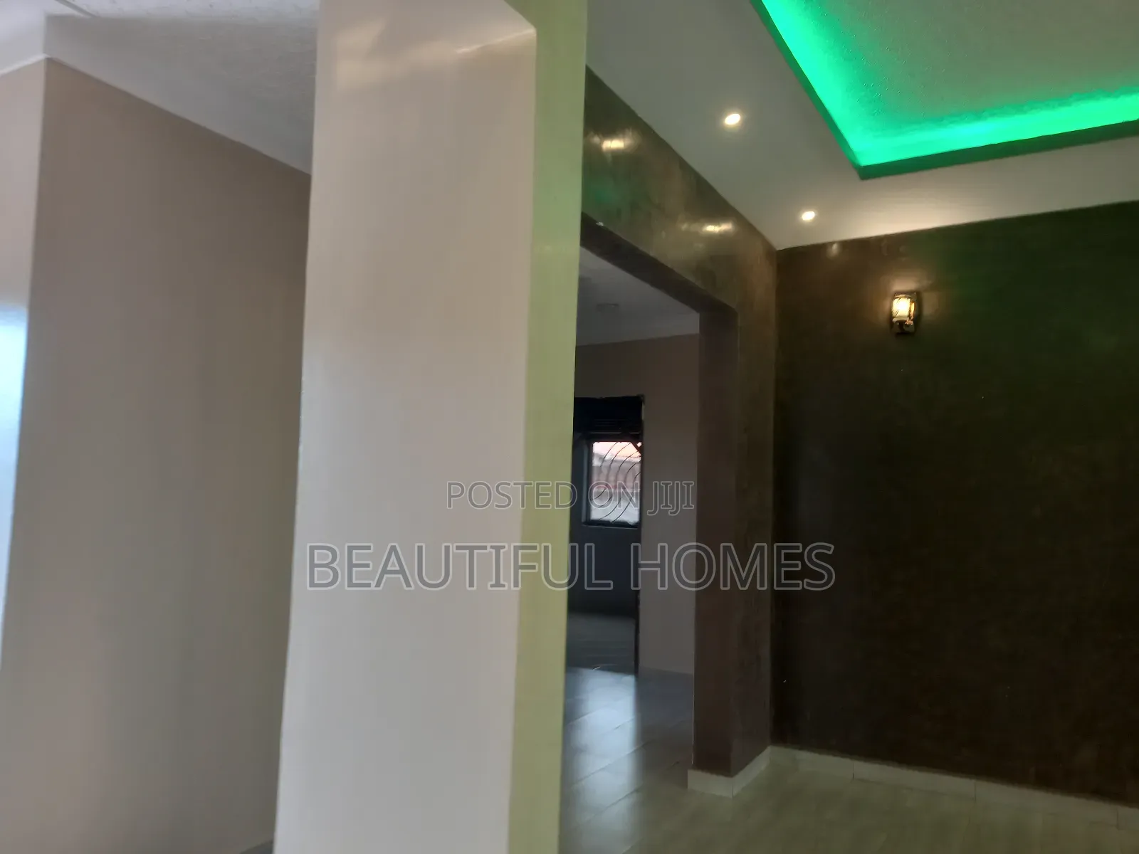 Furnished 4bdrm Villa in Kira for sale