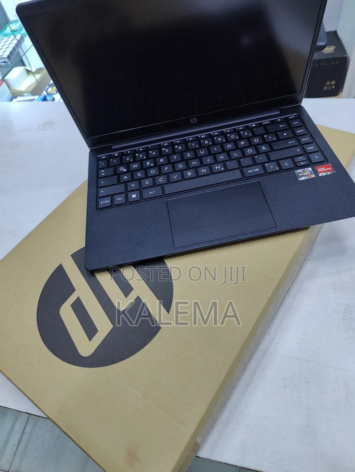 Laptop HP 14-Dq1088wm 8GB AMD Ryzen 3 HDD+SSD 128GB