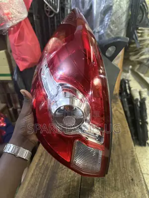 Nissan Tiida Tailight