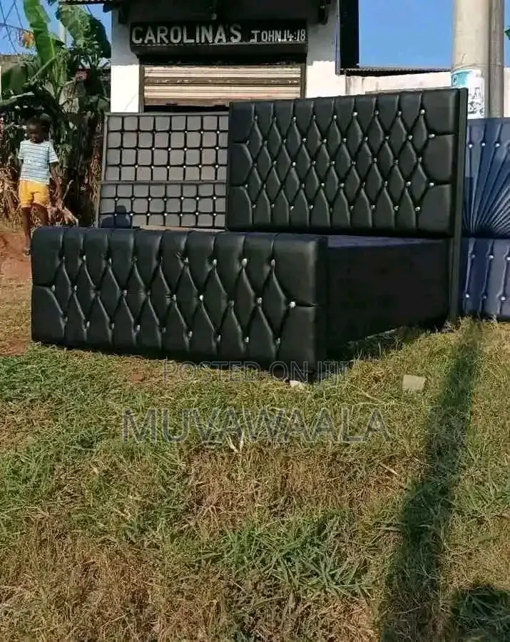 Dressing Bed