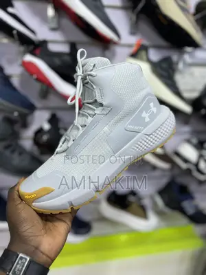 New Under Armour Hiking Boots in Stock