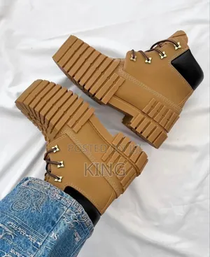 Men's MSCHF 2x4 'Camel Boots