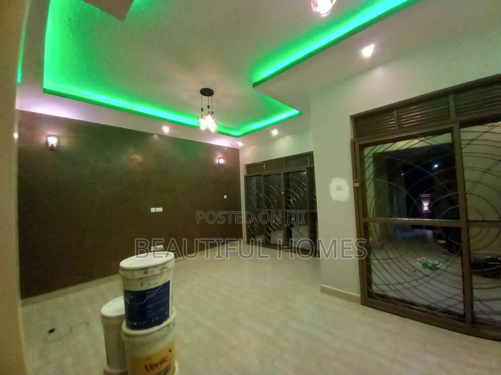 Furnished 4bdrm House in Kira for sale