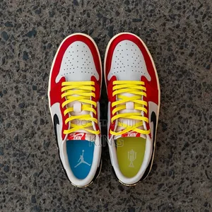 Photo - Men's Air Jordan 1 Retro Low OG Trophy Room
