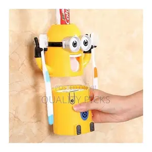 Automatic Minions Wash Kit One Toothpaste and Holder