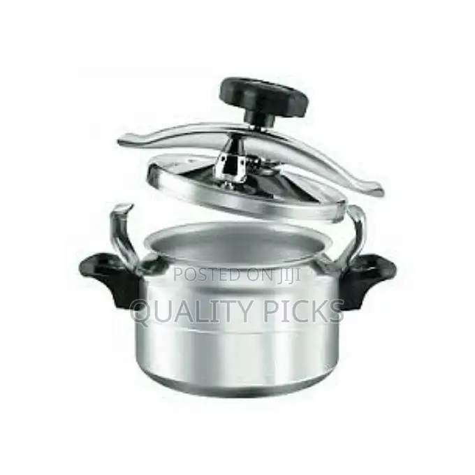 HTH 7L HTH Pressure Cooker Saucepan - Silver.