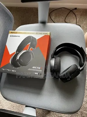 Steelseries Wireless Over-Ear Gaming Headset
