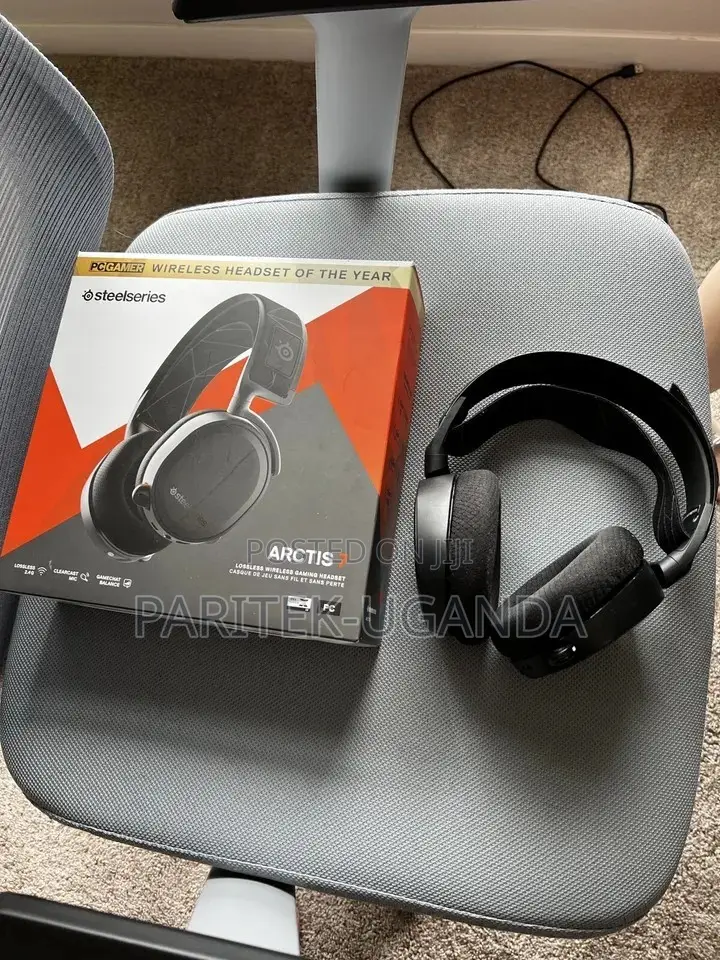 Steelseries Wireless Over-Ear Gaming Headset