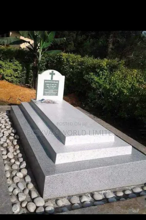 Terrazzo Grave