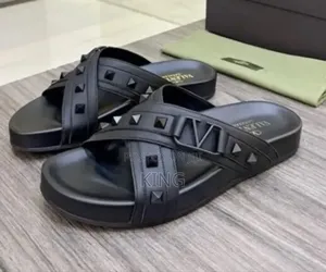 Fussfriend Slide Sandal in Toile Black Sandals