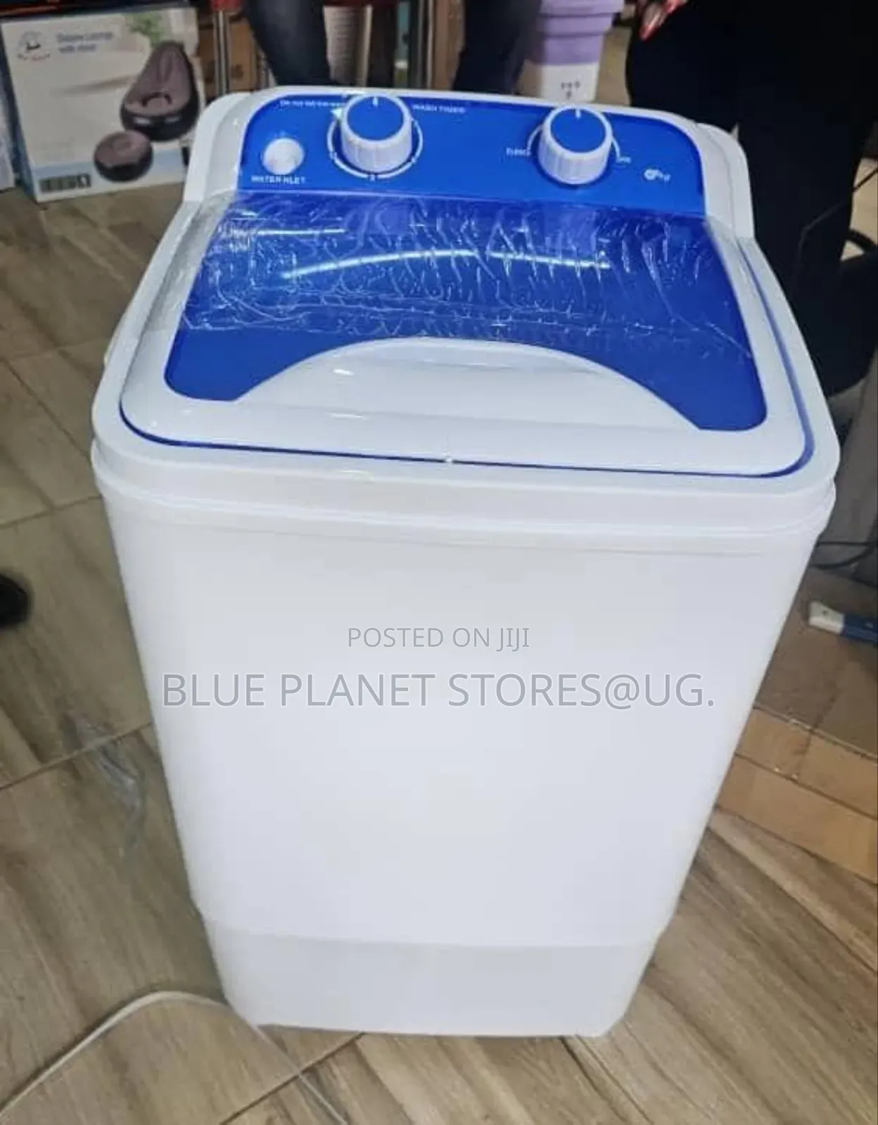 WILLY 8kgs Manual Single Tub Washing Machine With Shoe Brush
