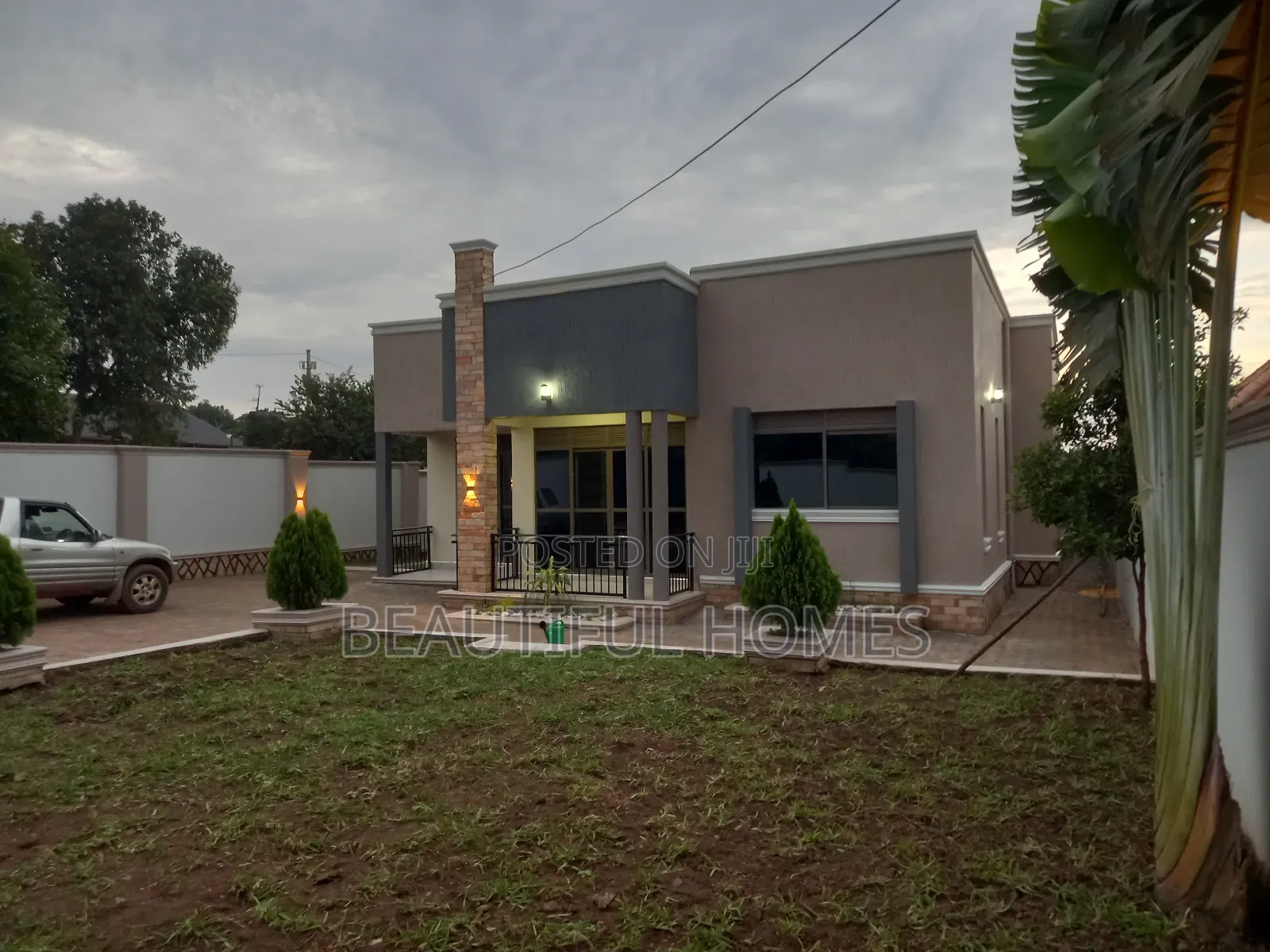 Furnished 4bdrm House in Kira for sale