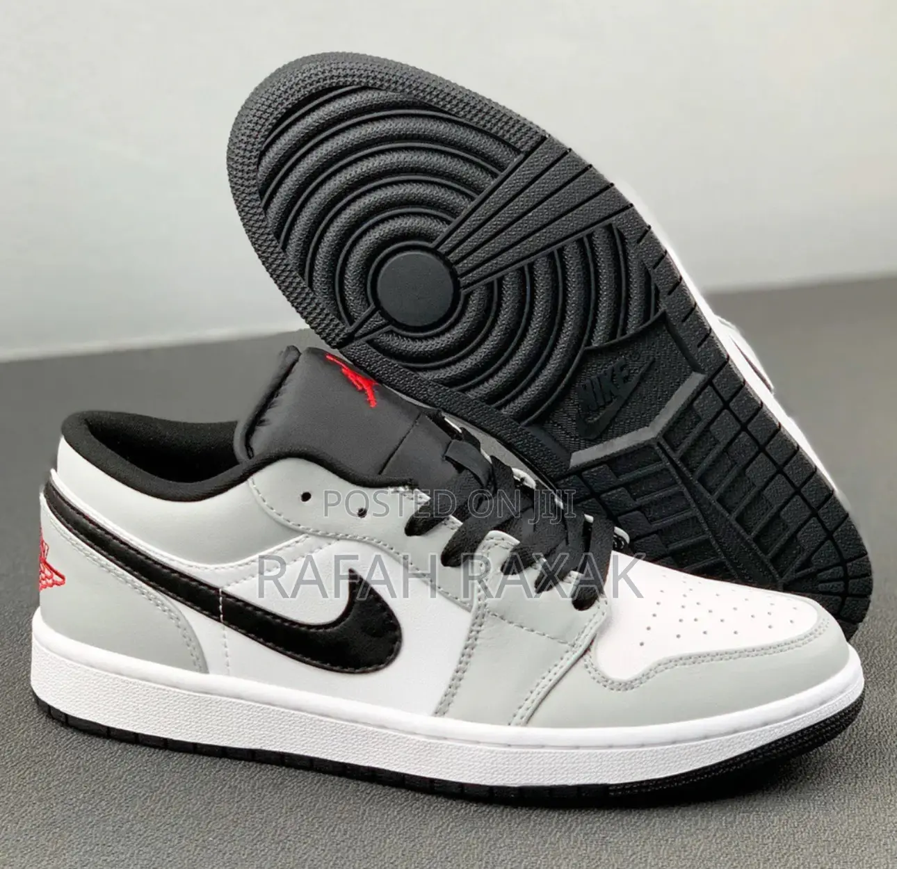 Original Air Jordan 1 Low Retro Light Smoke Sneakers