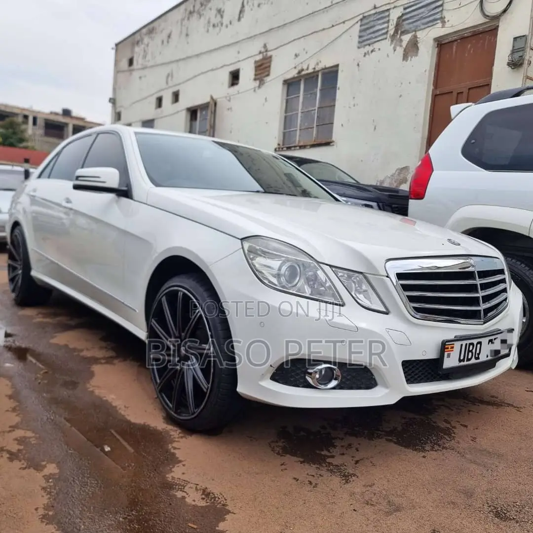 Mercedes-Benz E300 2011 White