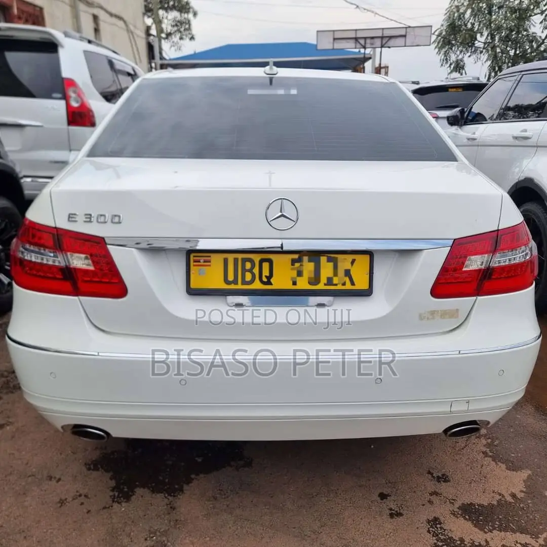 Mercedes-Benz E300 2011 White