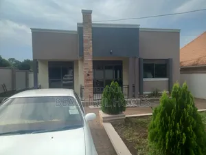 Furnished 4bdrm House in Kira for sale