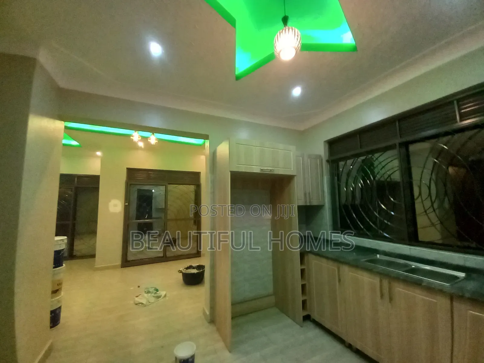 Furnished 4bdrm House in Kira for sale