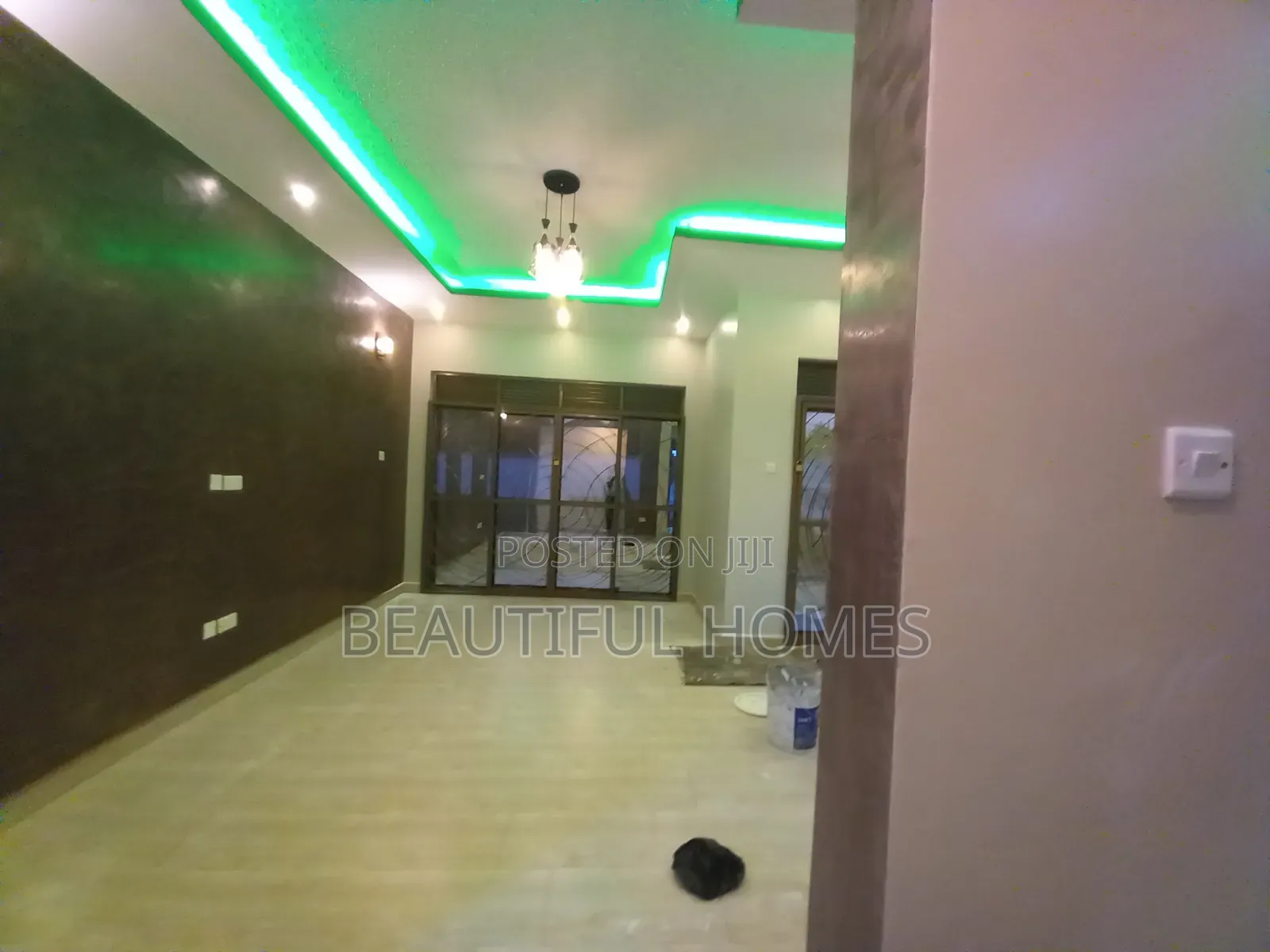 Furnished 4bdrm House in Kira for sale