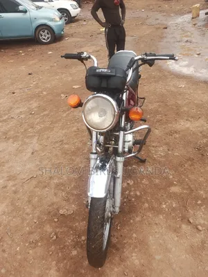 Yamaha Crux 2017 Brown