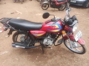 Bajaj CT 110X 2023 Red