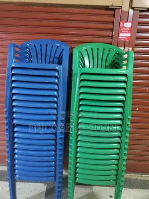 Blue/Green Plastic Chairs Plastic Chairs