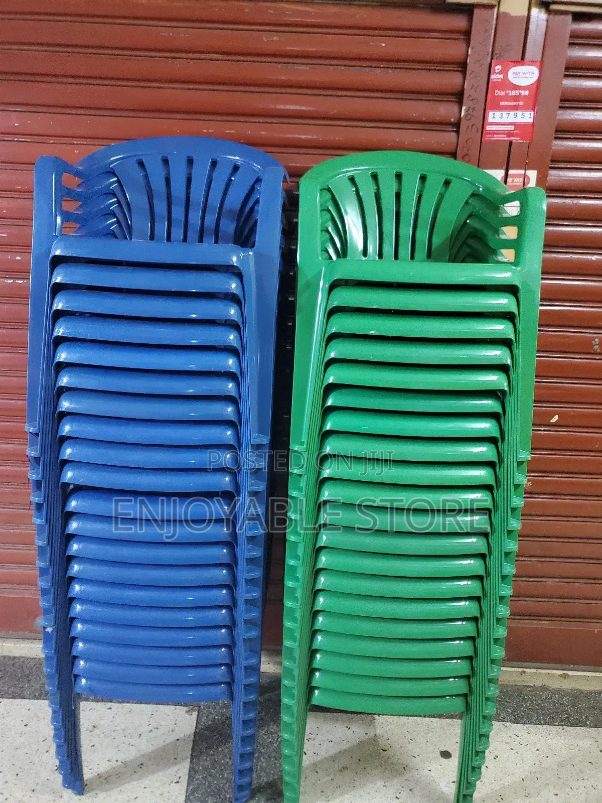 Blue/Green Plastic Chairs Plastic Chairs