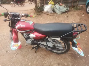 TVS HLX 125 2019 Red
