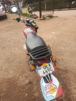TVS HLX 125 2019 Red