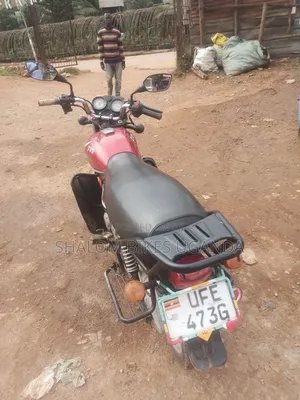 TVS HLX 125 2022 Red