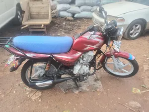Bajaj CT 110X 2023 Red