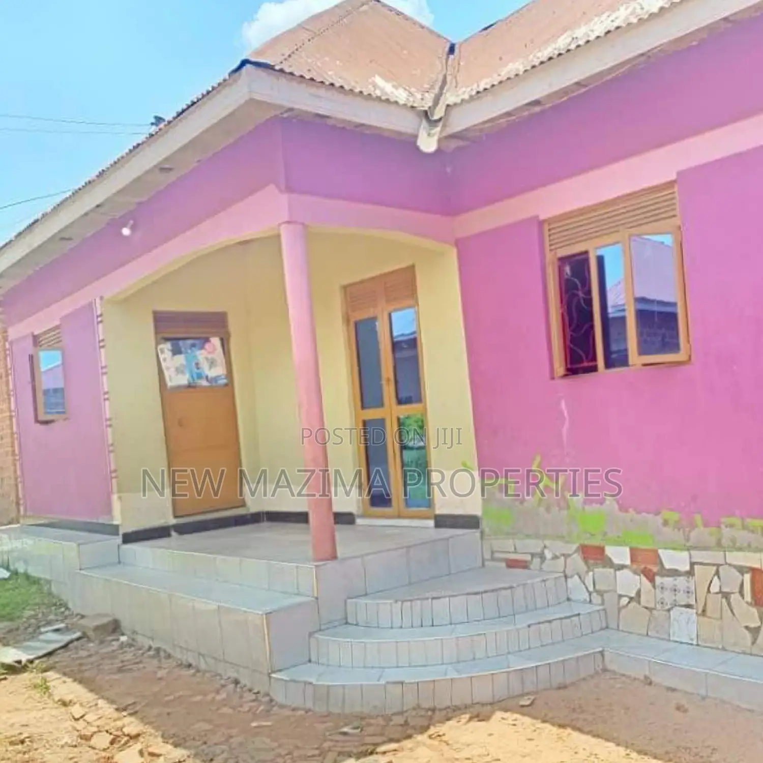 2bdrm House in Buloba Town, Division A for sale