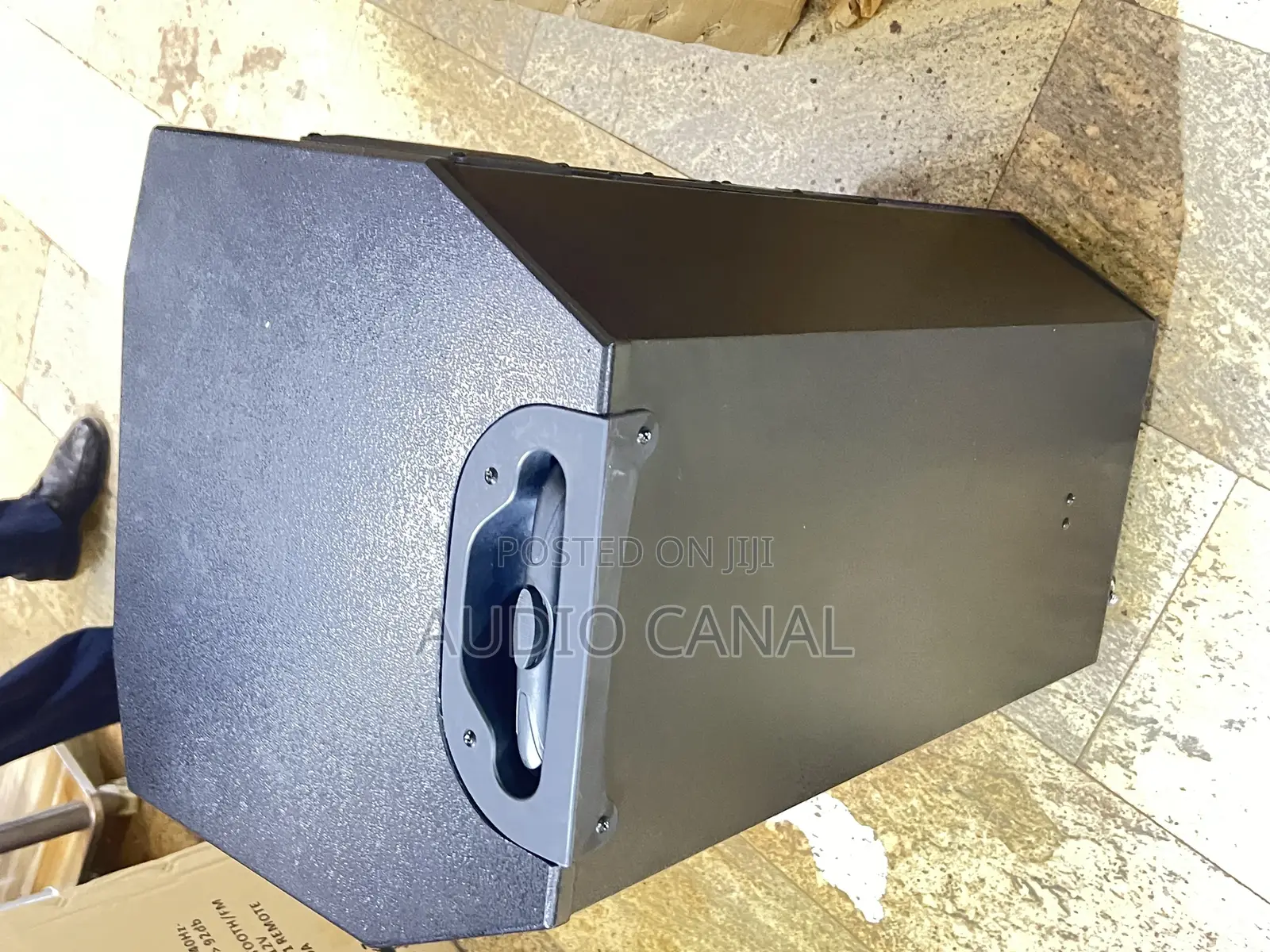 15” Rechargeable Top Speaker