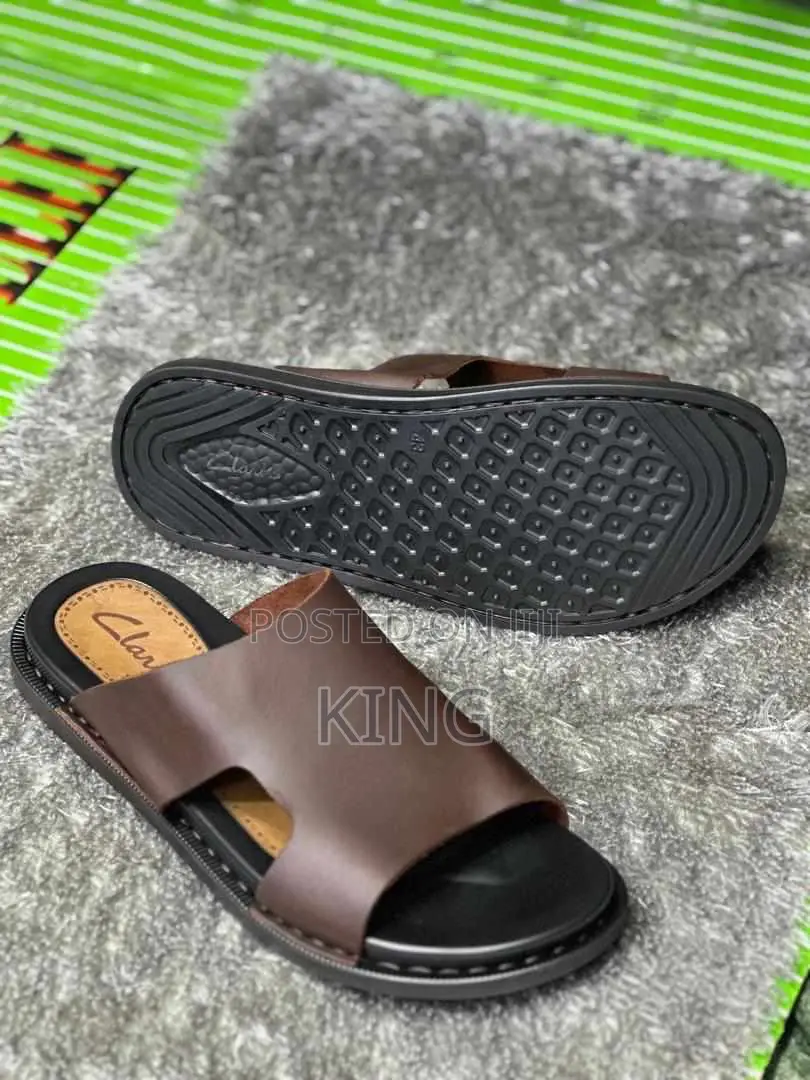 Caringly Classic Ecco Sandals
