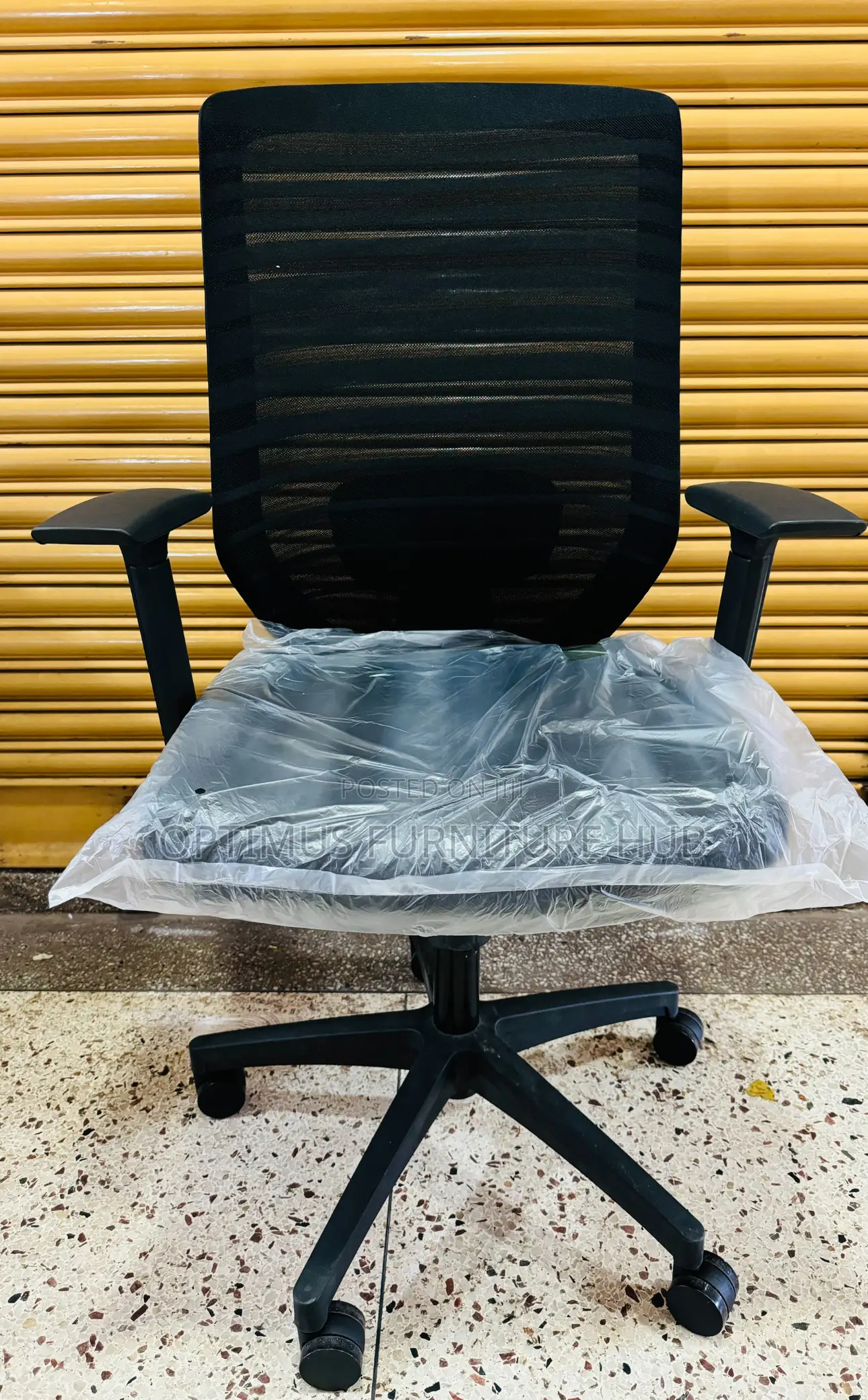 Black Arm Chair