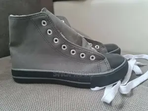 Allstar Converse Sneakers